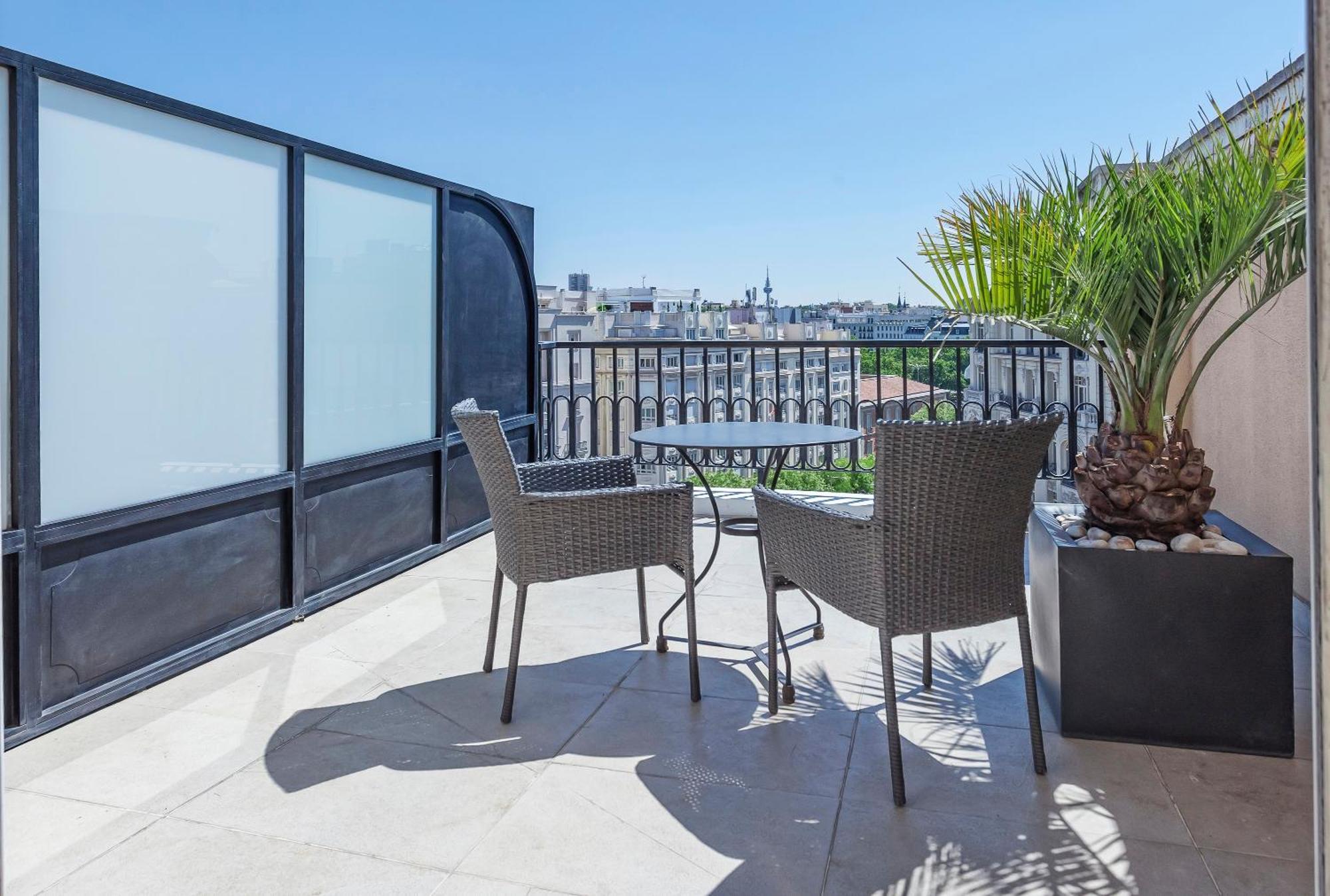 Duplex Room,1549561009:JPEG